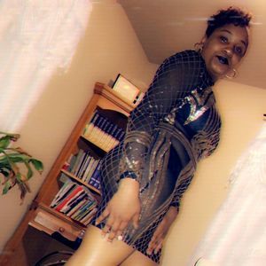 Meet your Posher, Amina